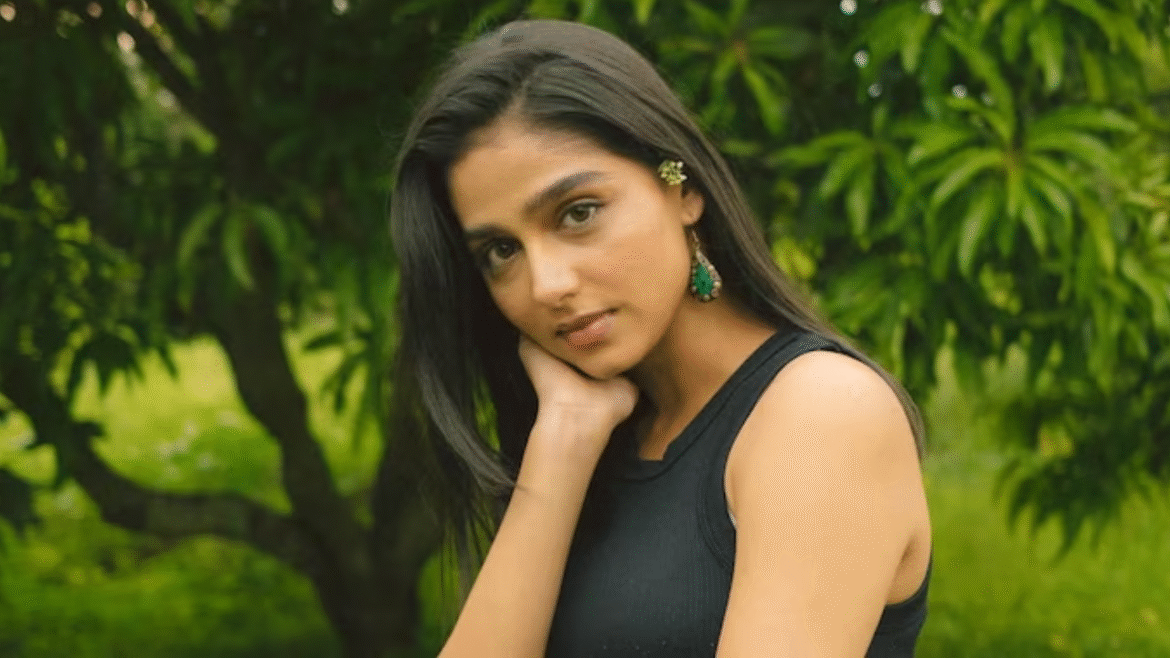 అల్లు అర్జున్ అంటే పిచ్చి: అనశ్వర రాజన్
