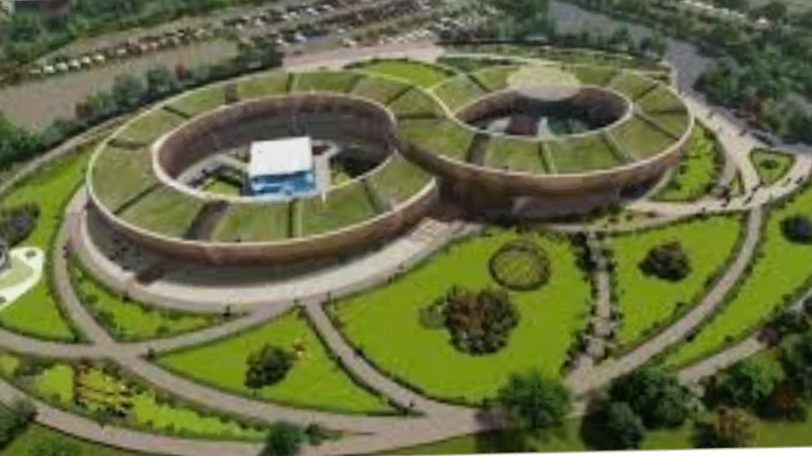 ఫ్యూచర్ సిటీ చట్టవిరుద్ధం... ఆ భూములు ఫార్మాసిటీకే...
