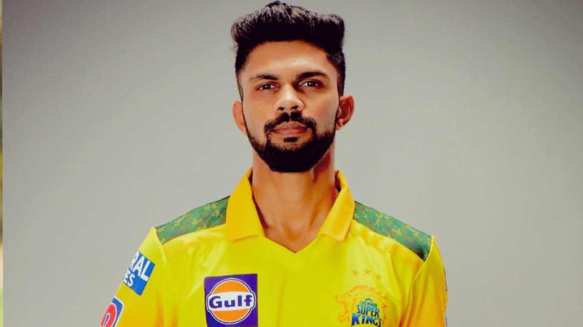 రుతురాజ్‌కు ఛాన్స్! స్పెషలిస్ట్ బ్యాటర్‌గా పంత్?
